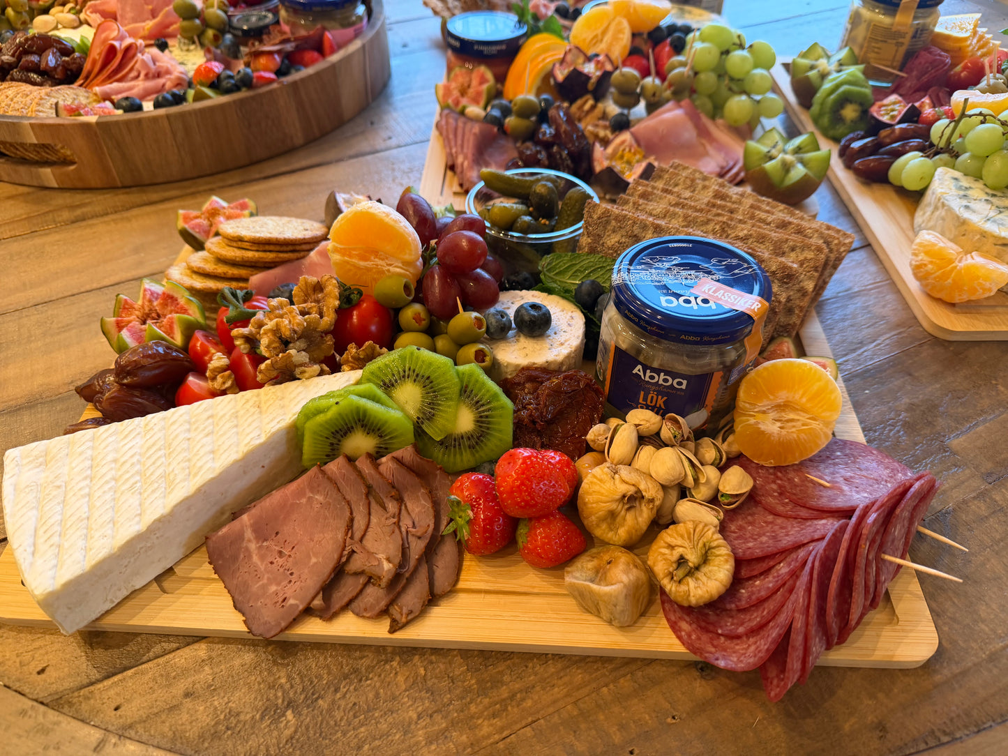 🧀 Ostfat för catering – Perfekt för alla tillfällen (Endast Stockholm)